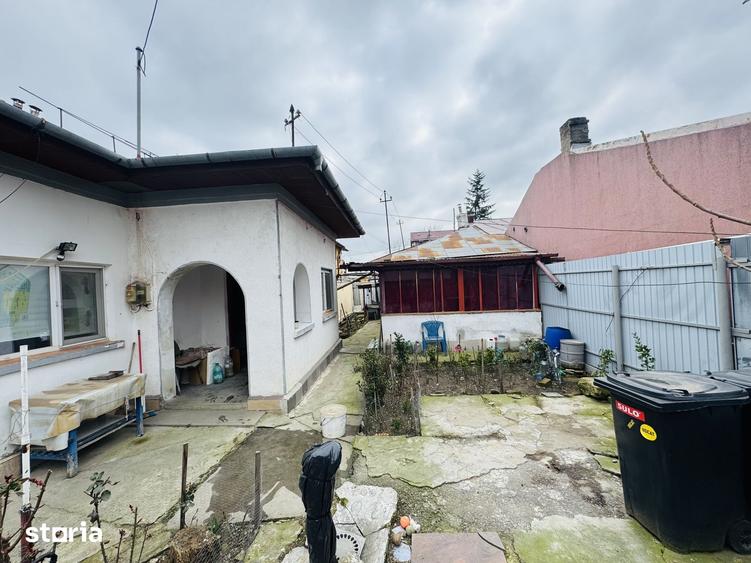 Casă cu 3 camere cu Teren 227 Mp în Industriilor