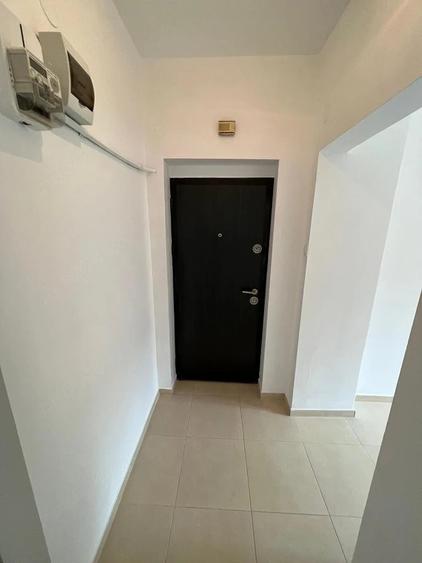 Apartament cu 2 camere semidecomandat în Gara de Nord