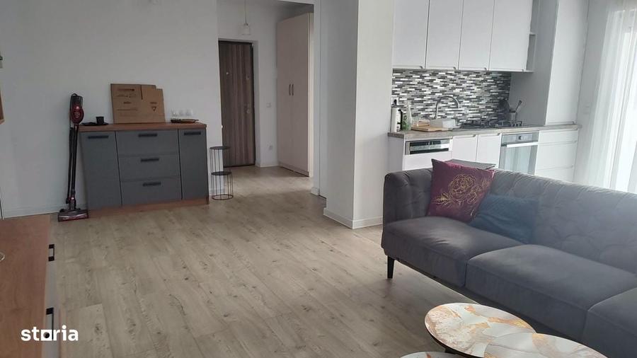 Apartament cu 3 camere în Sub Arini