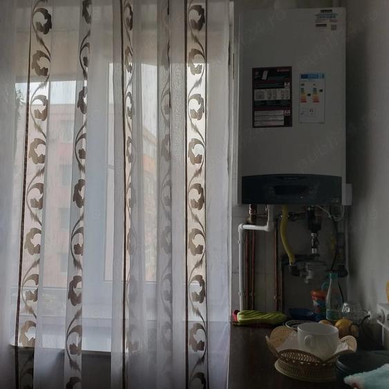 Apartament cu 2 camere semidecomandat în Titulescu