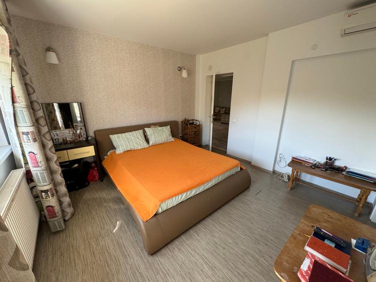 Casă individuală cu 2 camere cu Teren 1070 Mp în Lipănești
