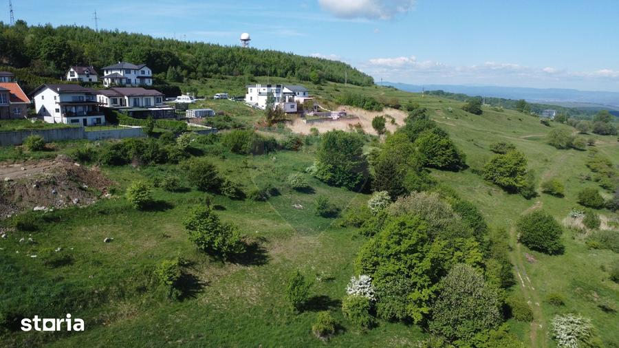 Teren de 2685 mp, în Feleacu