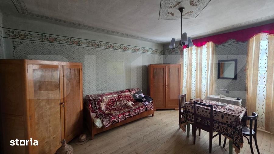 Casă cu 2 camere cu Teren 3200 Mp în Șieu