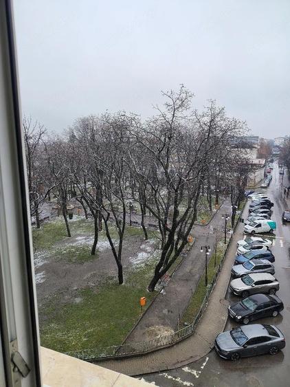 Vand apartament 3 camere centru - 6