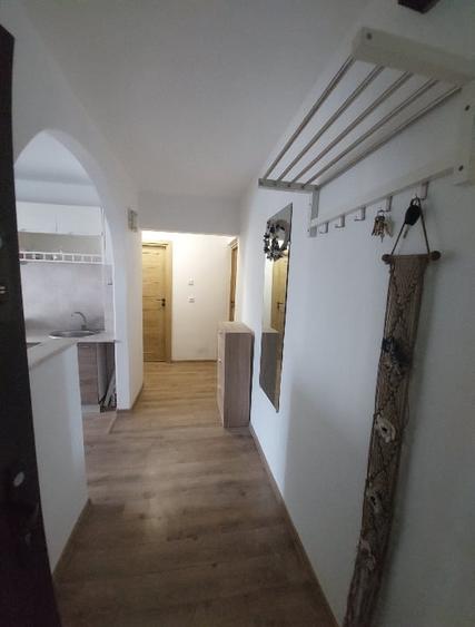 Apartament cu 2 camere decomandat, mobilat în Mihai Viteazul