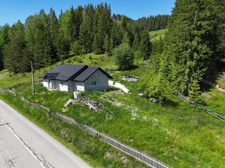Casă cu 4 camere în Breaza