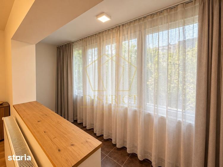 Apartament cu 3 camere decomandat în Circumvalațiunii