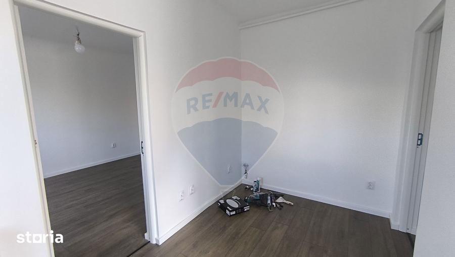 Casă cu 2 camere decomandat cu Teren 200 Mp în Gheorgheni