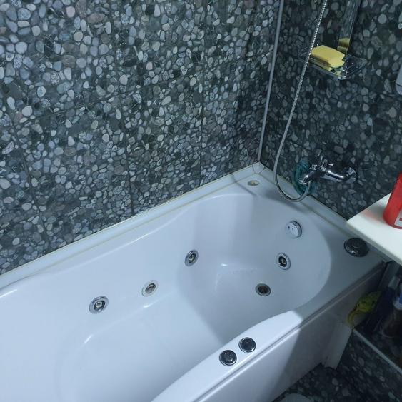 Apartament cu 3 camere decomandat în Nord
