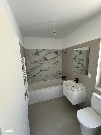 Apartament cu 3 camere decomandat în Giroc