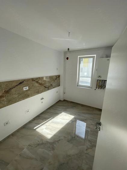 Apartament cu 2 camere decomandat în Neptun
