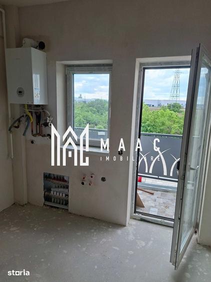 Apartament cu 4 camere decomandat în Turnișor