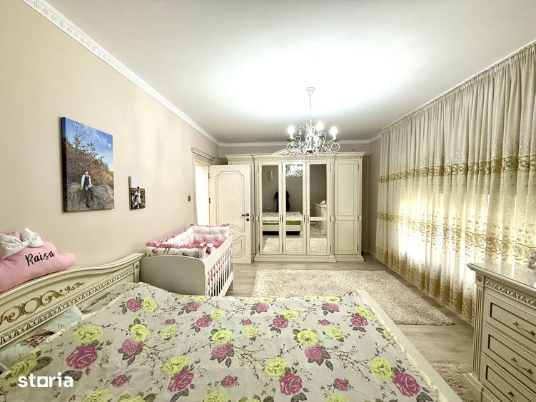 Casă cu 4 camere cu Teren 250 Mp în Crișeni