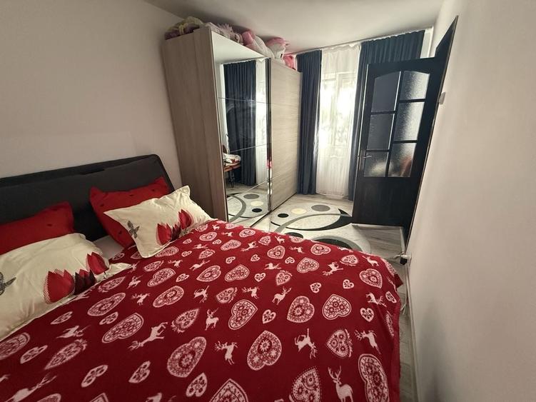 Apartament cu 2 camere nedecomandat în Tineretului