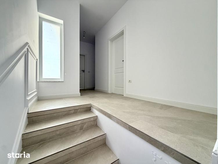Casă cu 5 camere cu Teren 256 Mp în Ghiroda