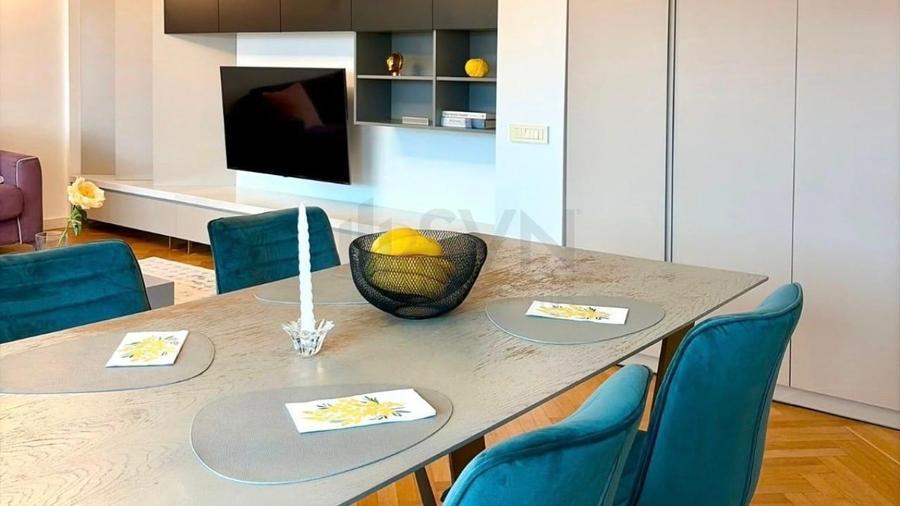Apartament cu 2 camere decomandat, mobilat în Cișmigiu