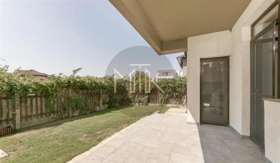 Duplex cu 4 camere cu Piscina în Aviației