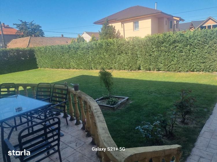 Casă cu 4 camere cu Teren 780 Mp în Nojorid