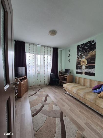 Apartament cu 3 camere decomandat în Alecu Russo