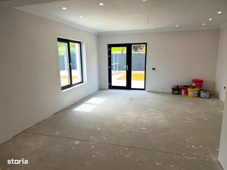Casă cu 4 camere cu Teren 499 Mp în Mărăcineni