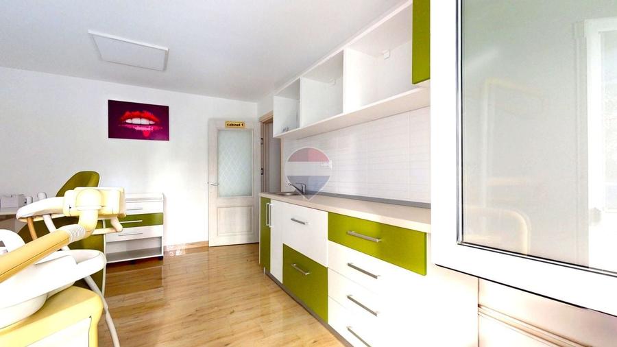 Apartament cu 2 camere decomandat în Calea București