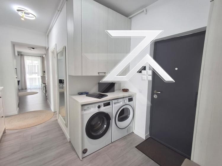 Apartament cu 3 camere decomandat, mobilat în Calea București