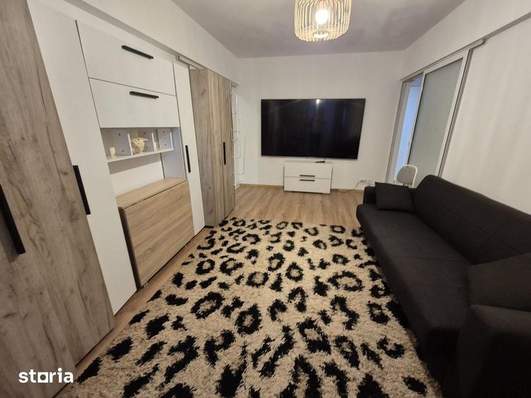 Apartament cu 2 camere decomandat în Muncii