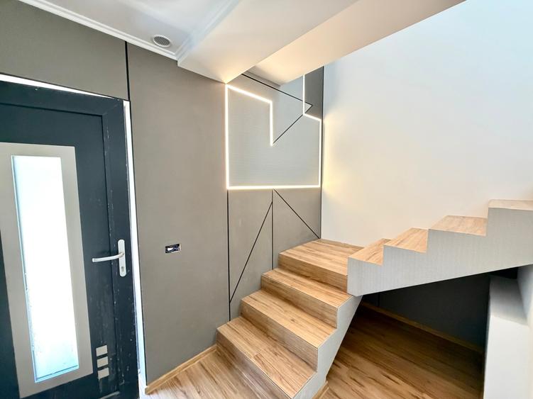 Casă individuală cu 4 camere cu Teren 400 Mp în Mărgineni