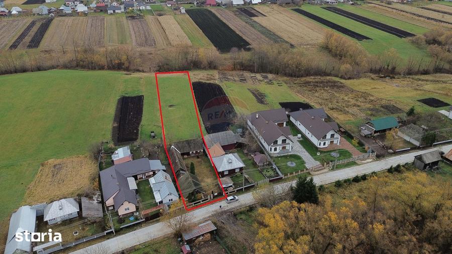 Casă cu 2 camere cu Teren 2953 Mp în Bosanci