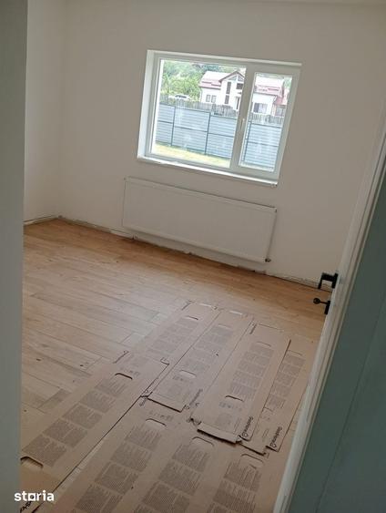 Casă cu 3 camere cu Teren 600 Mp în Central