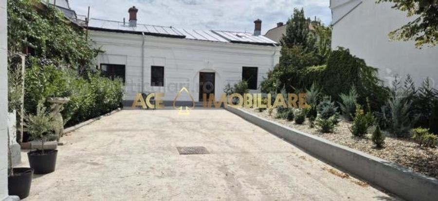 Birou, de 50 mp, în Unirii
