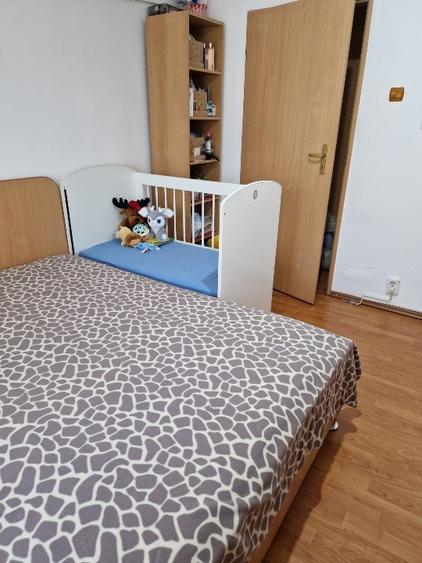 Apartament cu 3 camere decomandat, mobilat în Central