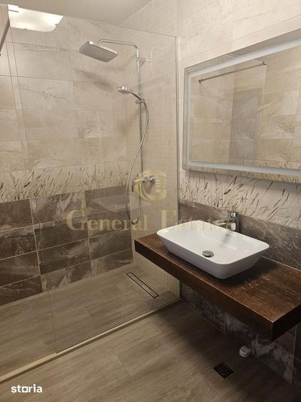 Apartament cu 3 camere în Tractorul