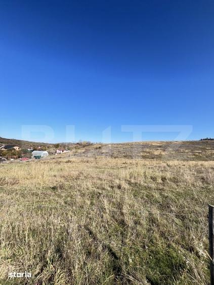 Teren de 3300 mp, în Central