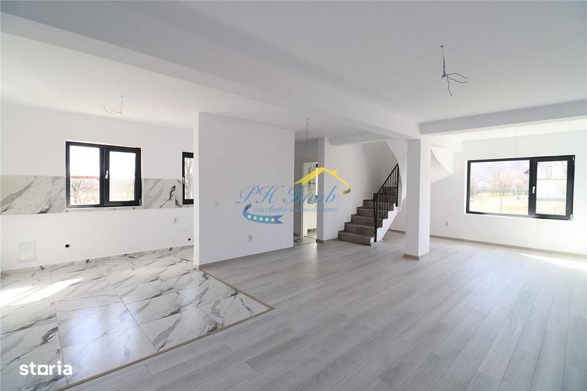 Casă cu 4 camere cu Teren 442 Mp în Brebu