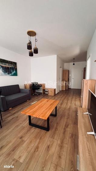 Garsoniera moderna - Tractorul Coresi- 450 euro