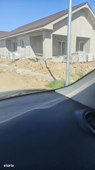 Casă cu 3 camere cu Teren 503 Mp în Nufărul