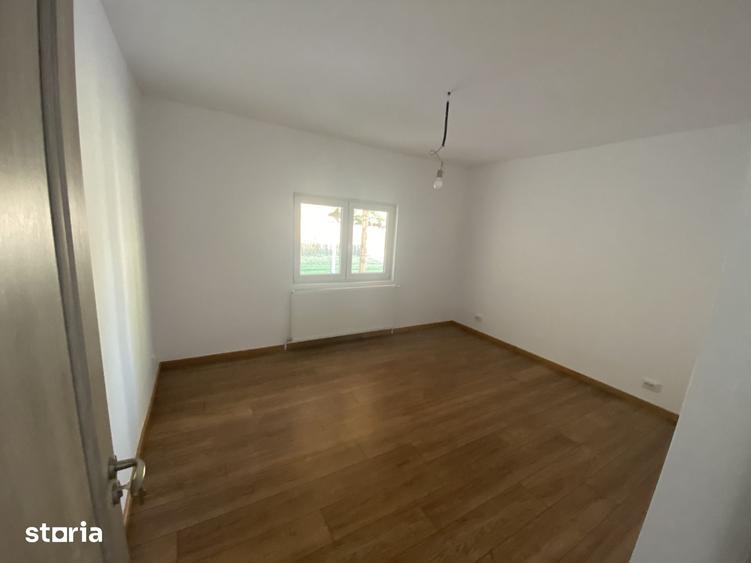 Casă cu 4 camere cu Teren 529 Mp în Central
