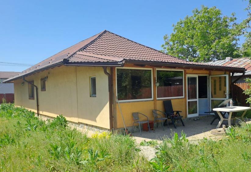 Casă individuală cu 4 camere cu Canalizare în Mogoșoaia