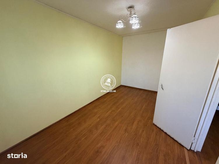 Apartament cu 3 camere în Alexandru cel Bun