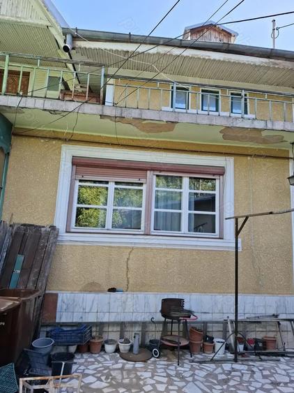 Casă cu 6 camere cu Teren 499 Mp în Bucureștii Noi