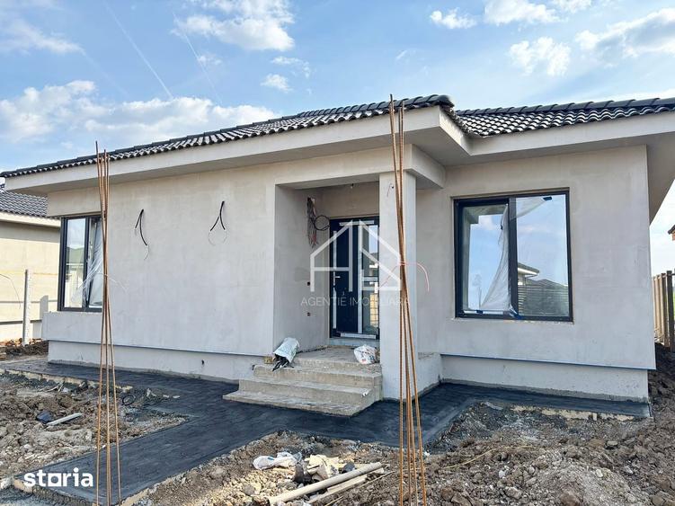 Casă cu 4 camere cu Teren 500 Mp în Sântandrei