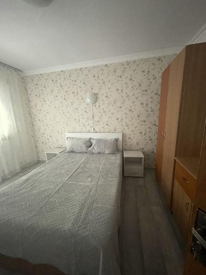 Apartament cu 2 camere decomandat în Pecinișca