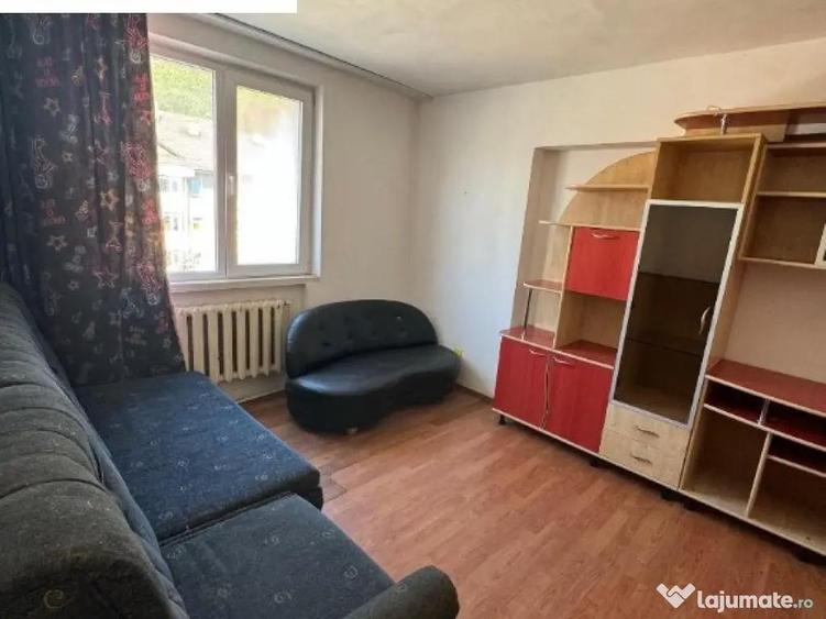 Apartament cu 2 camere decomandat în Mărăței