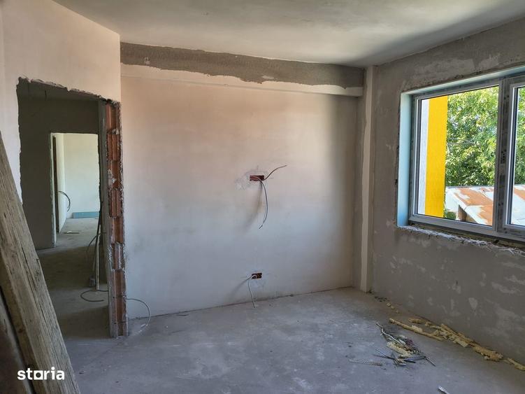 vila ind.5cam,3bai/centruPopesti Leordeni-str.Erou Pantazica Gabr - 15