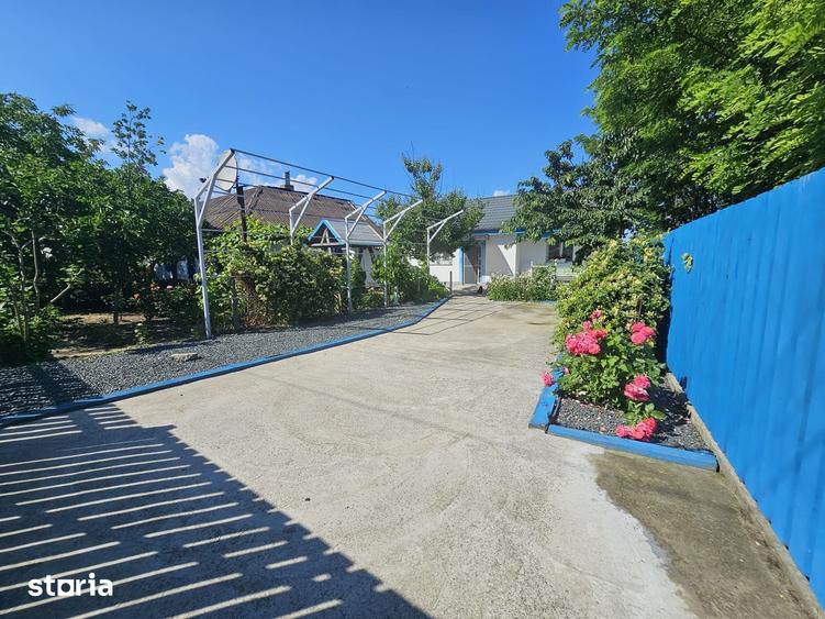 Casă cu 4 camere cu Teren 1387 Mp în Murighiol