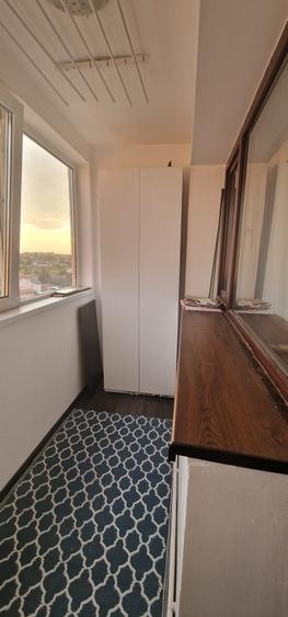 Apartament cu 3 camere semidecomandat în Giurgiului