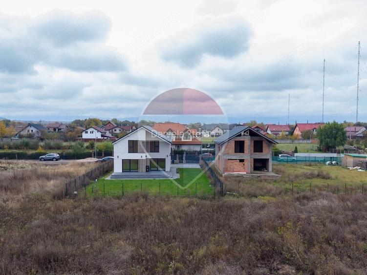 Casa moderna 4 camere - 600 mp teren