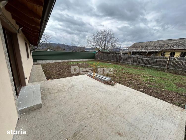 Casă cu 3 camere cu Teren 805 Mp în Dumbrava