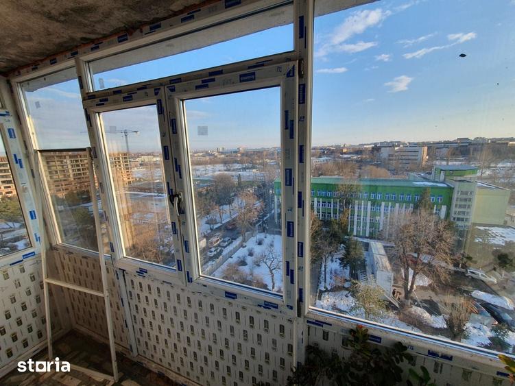 Apartament cu 4 camere decomandat în Pantelimon